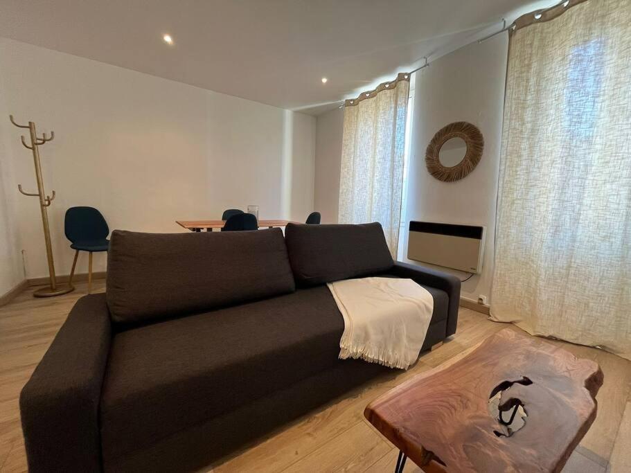 Appartement Proche Du Village Et De La Mer Leucate Esterno foto
