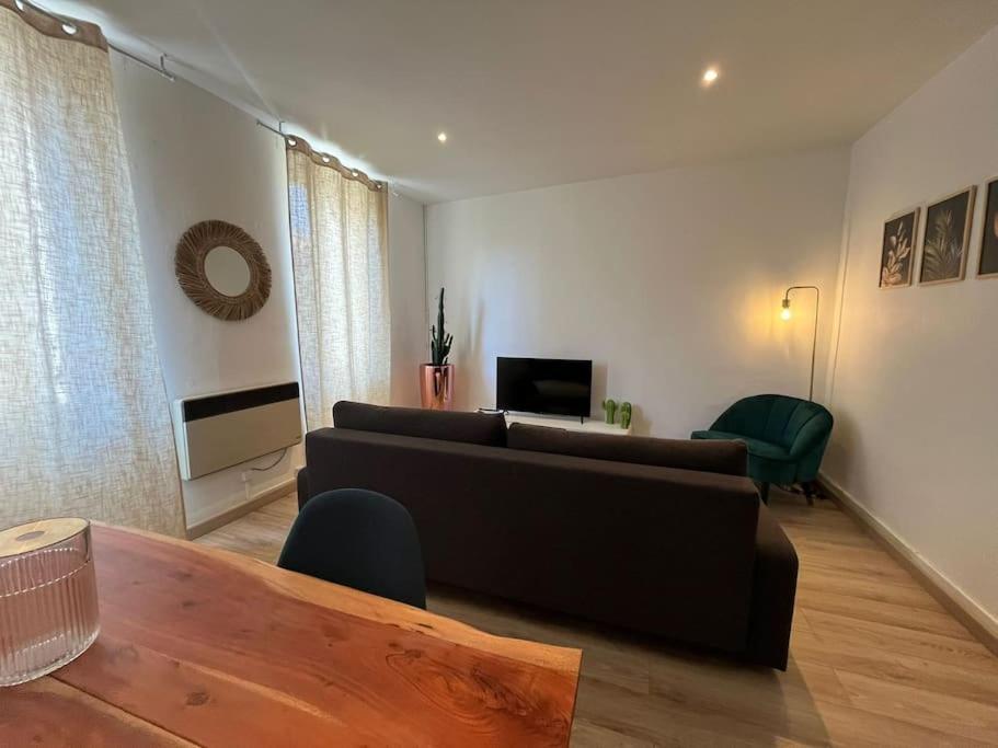 Appartement Proche Du Village Et De La Mer Leucate Esterno foto